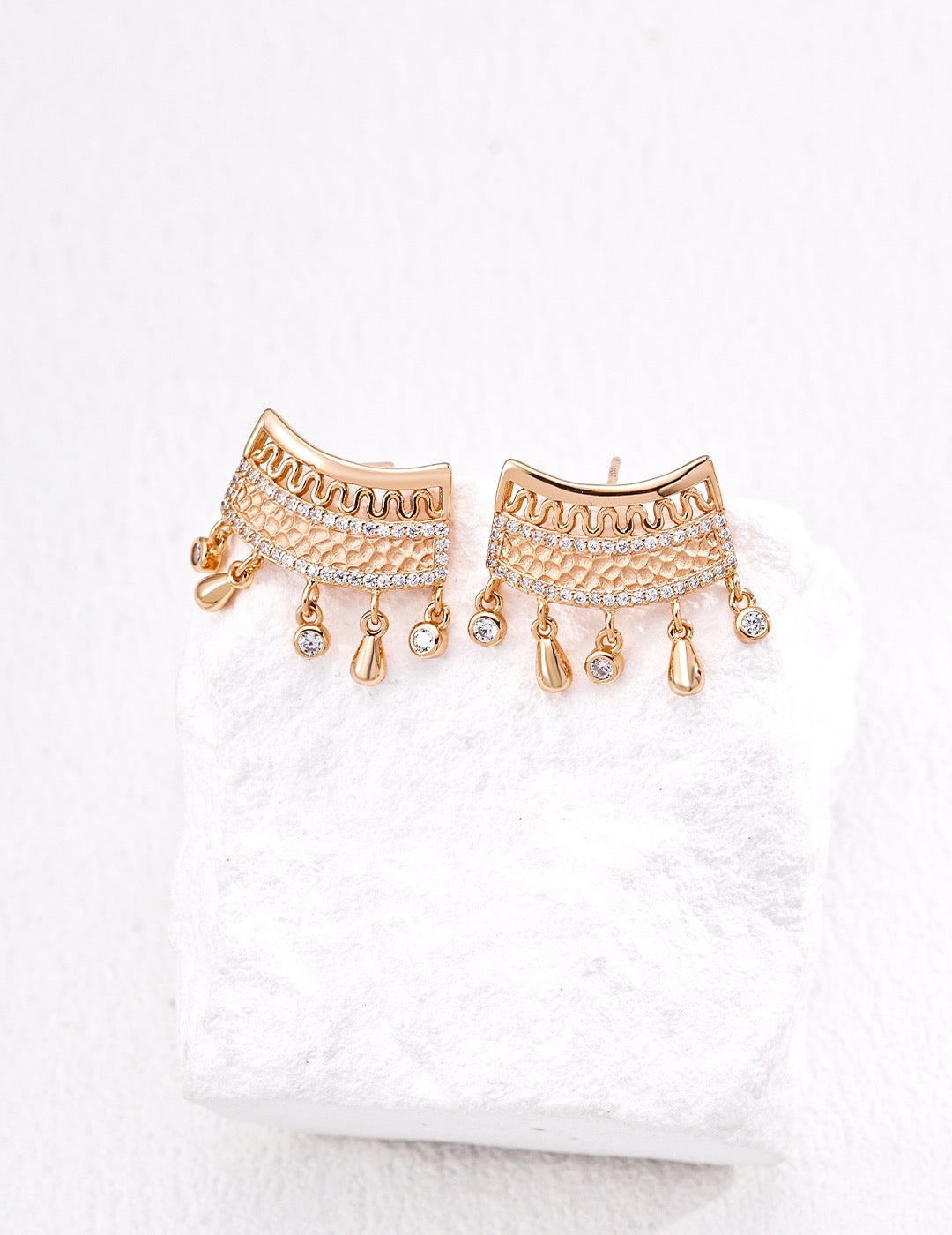 Design Sirconia Sterling Silver Earrings
