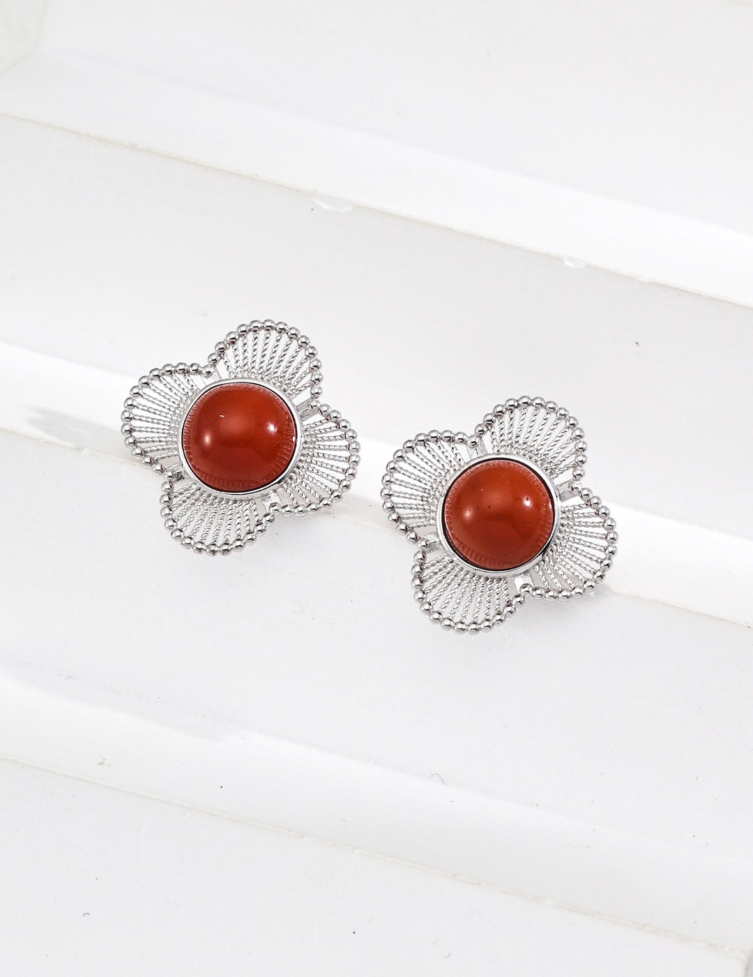 Agate Sterling Silver Earrings in Flower Shape