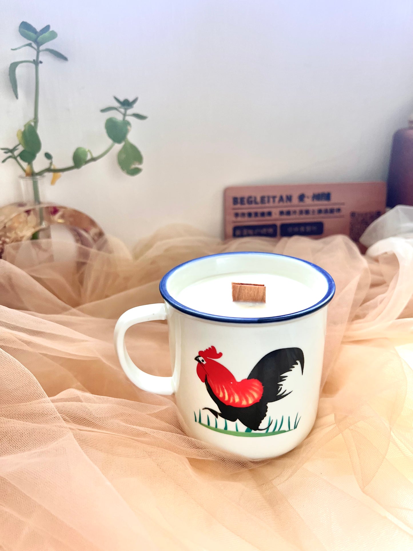 Traditional Rooster Ceramic Mug Scented Candle