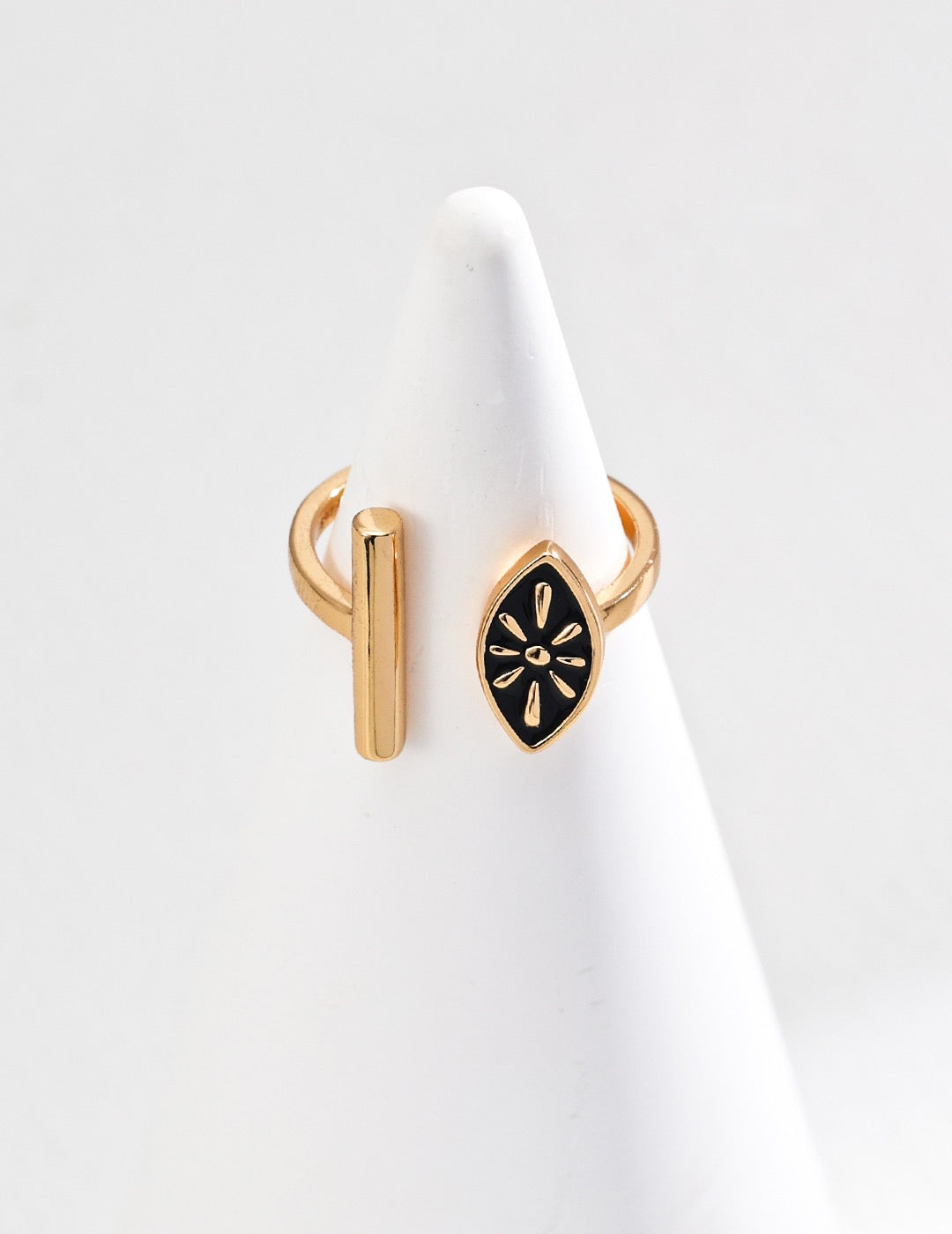 Sterling Silver With Dip Glaze Detailing Ring