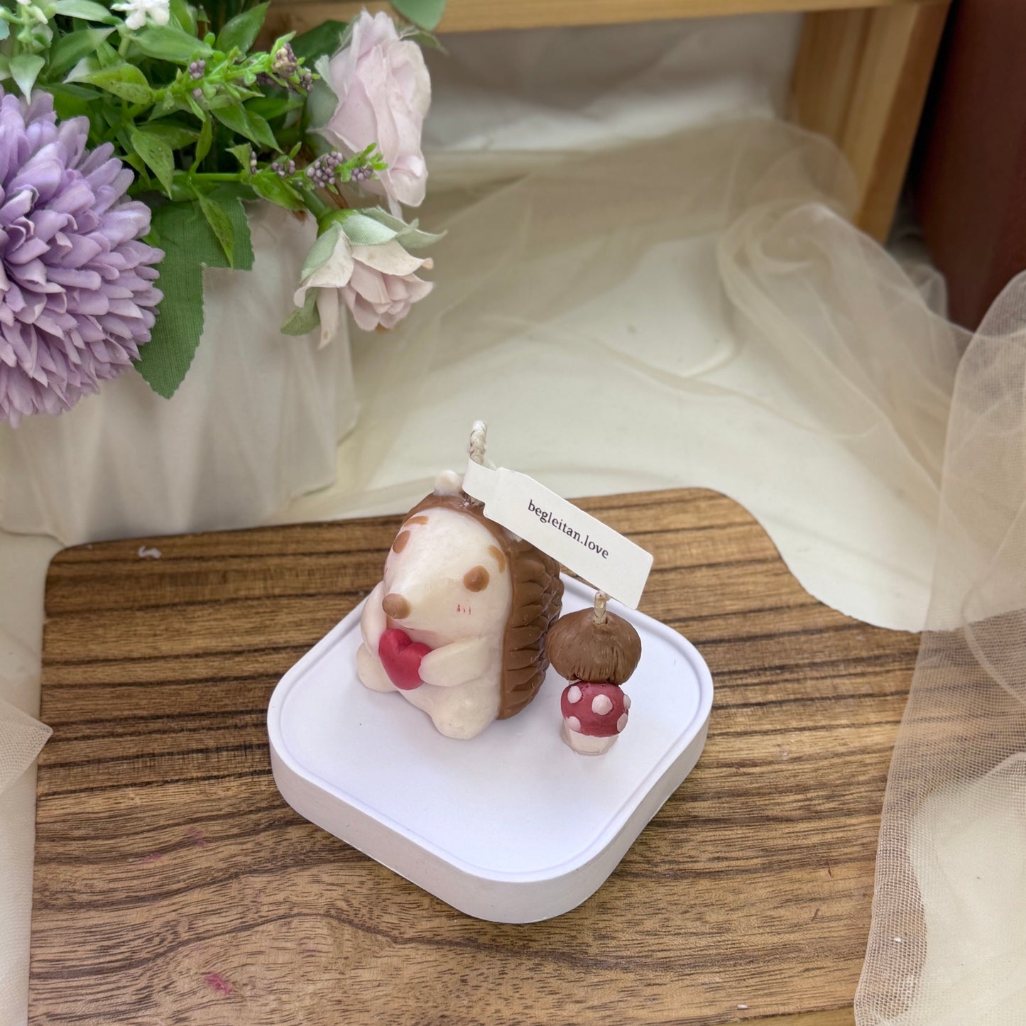Handmade candles ✨Heart Hedgehog Candle