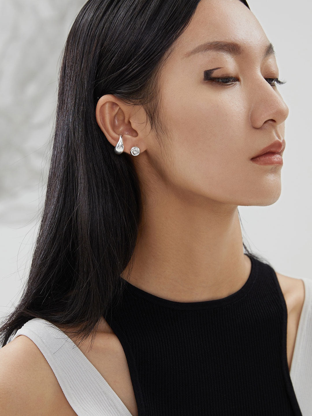 Lava Series - Plain Silver Ear pins