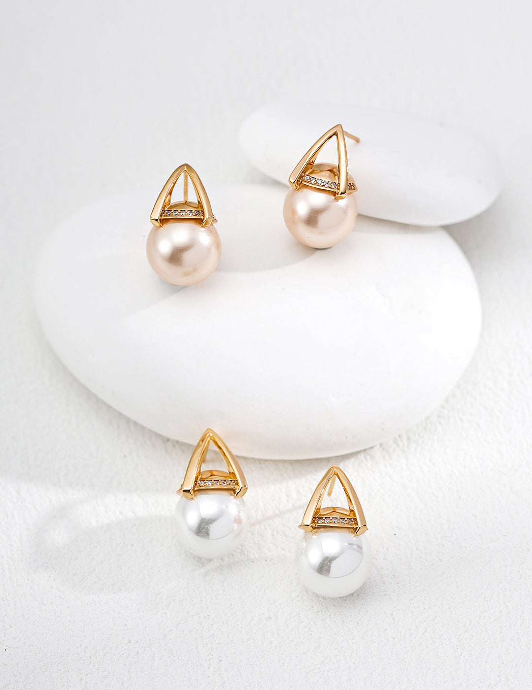 Moonlit Treasure Geometric Pearl Earrings – Contemporary Minimalist Design