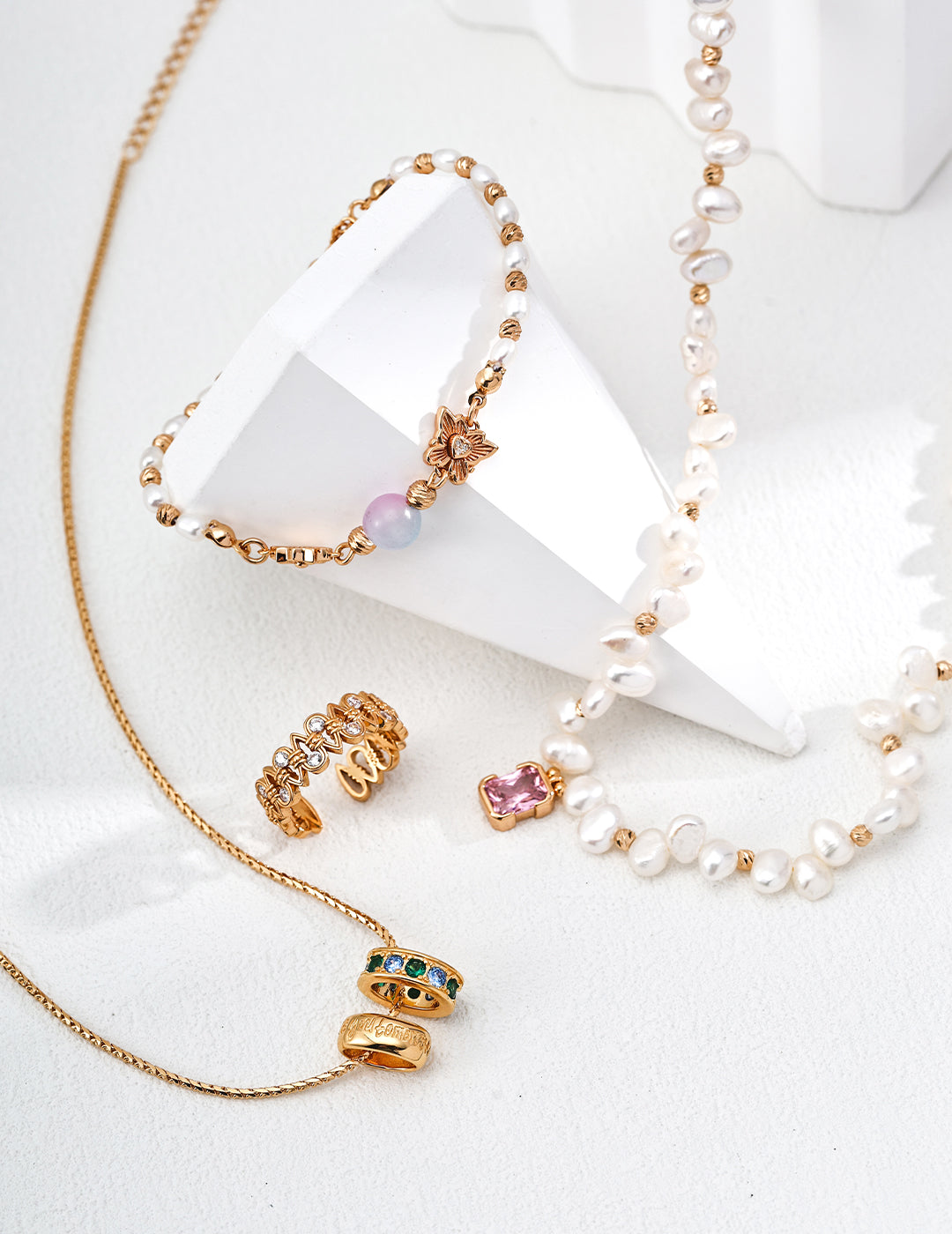 Cat-Eye Stone & Pearl Bracelet – Forest-Inspired Elegance