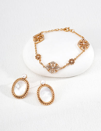 Moonlit Treasure宮星手鍊 – S925 銀，鑲嵌珍珠母貝和鋯石