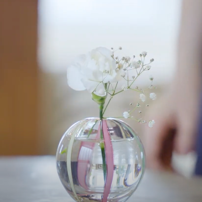 [Japanese Handmade Glass] Tsugaru Glass Vase