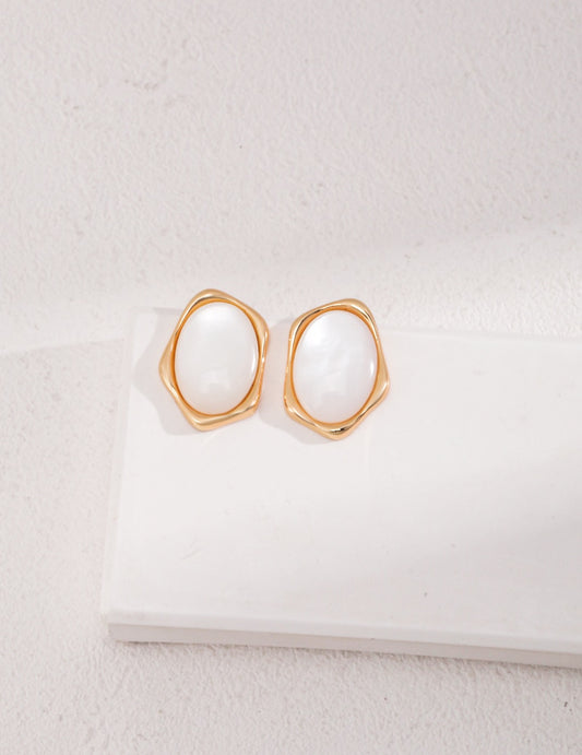 Vintage Gold Oval Earrings – 925 Silver & Mother-of-Pearl