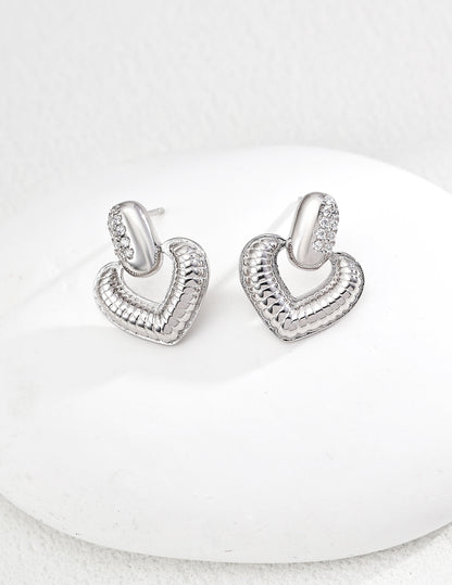S925 silver heart-shaped earrings