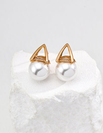 Moonlit Treasure Geometric Pearl Earrings – Contemporary Minimalist Design