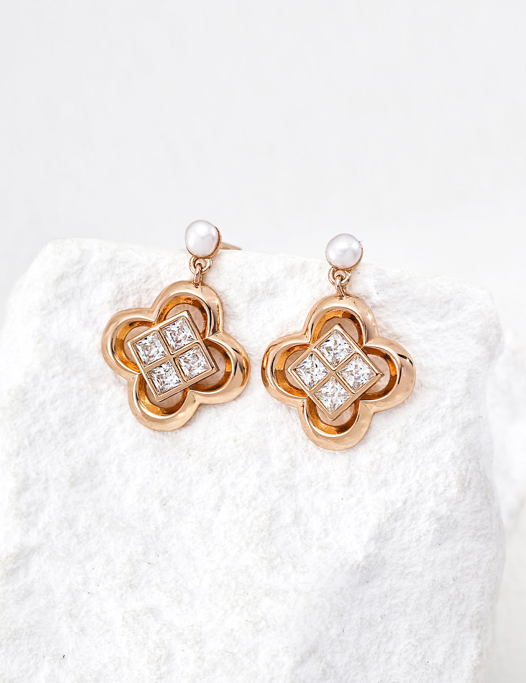 幸運四葉草飾品 – 耳環與手鍊