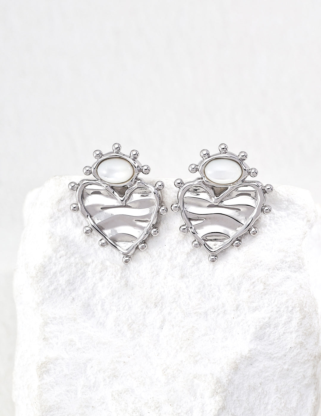 海島心跳愛心耳環 | 純銀珍珠首飾